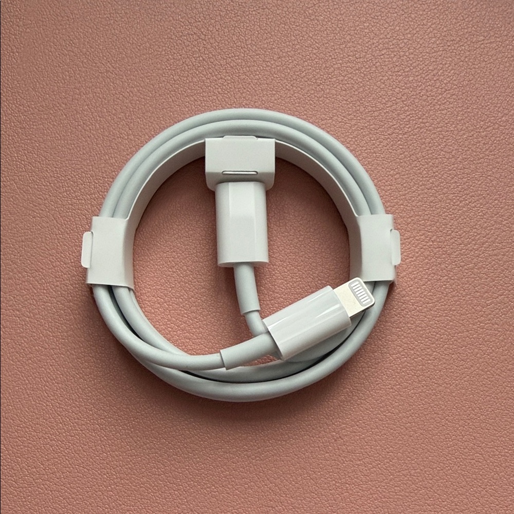 New Original Apple USB-C to Lightning Charging Cable